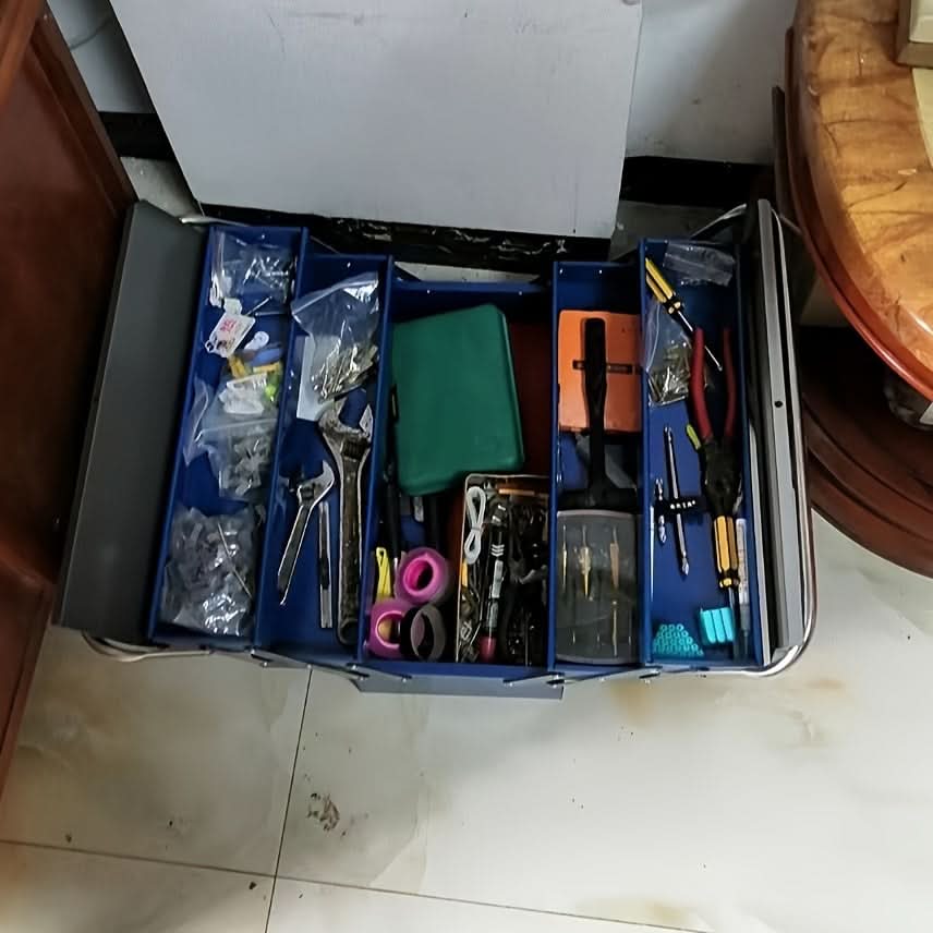 3-Layer Metal Toolbox with Portable Handle