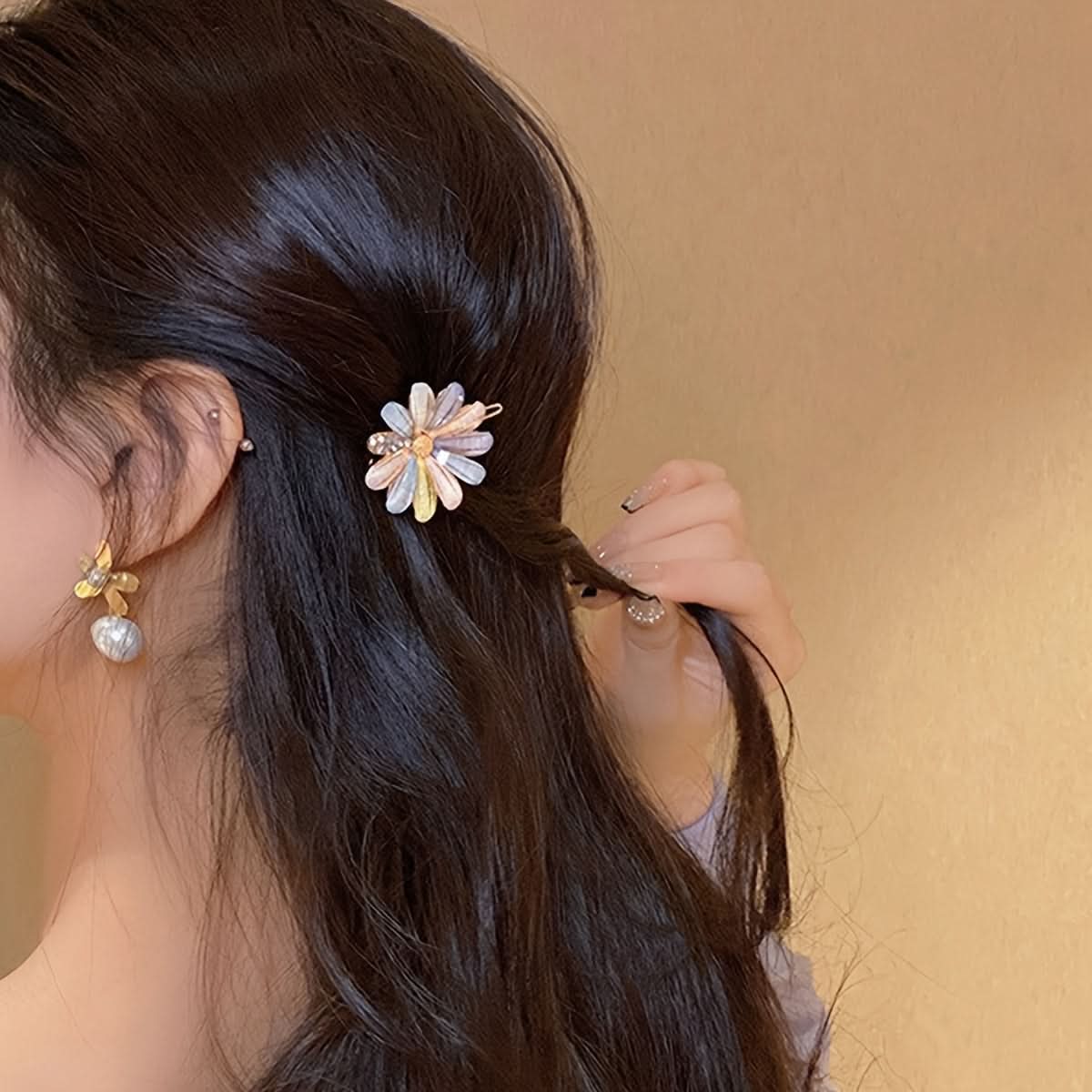 Sparkling Flower Rhinestone Hairpins - Glamorous Hair Accessories (Set of 4 pcs.)
