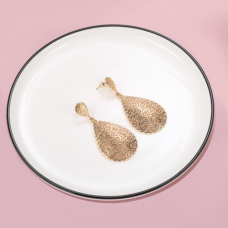 Rose Gold Leaf Hollow Earrings – Ethnic Style Geometric Jewelry