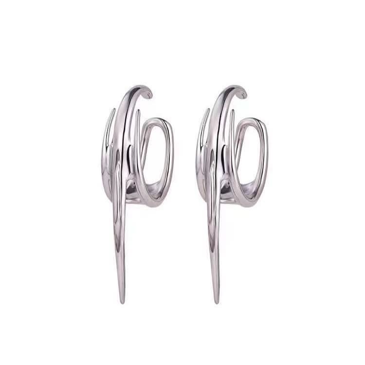 Trendy Unisex Non-Pierced Scepter Ear Clips