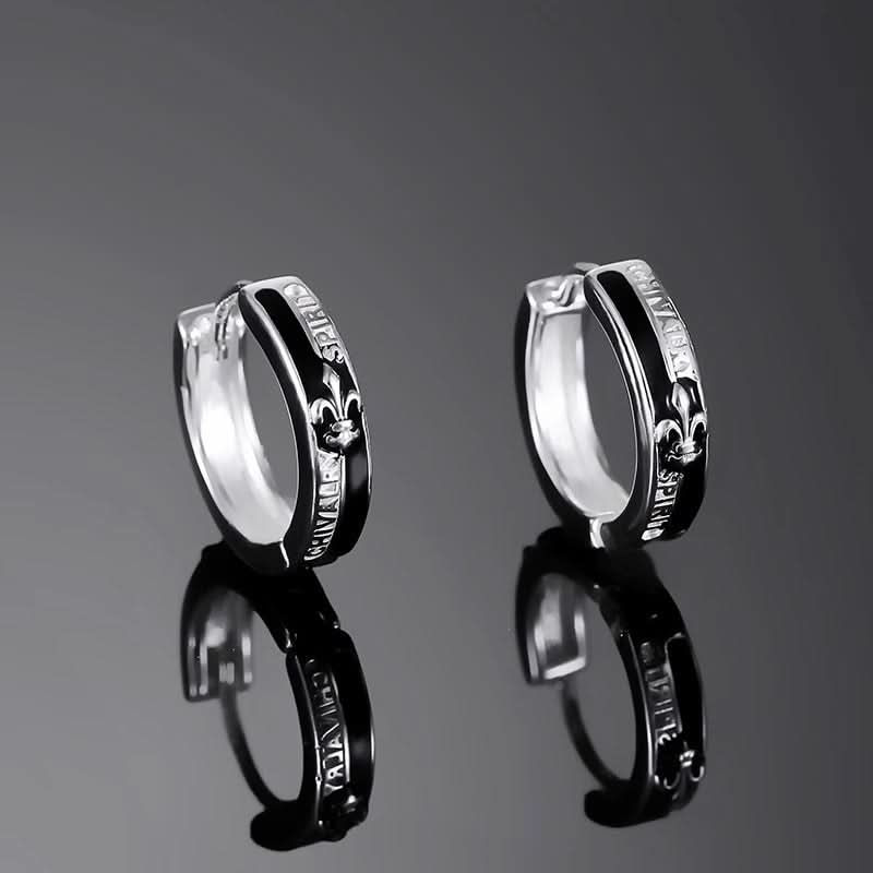 Unisex Trendy Black Knight Hoop Earrings – Hip-Hop Fashion Jewelry