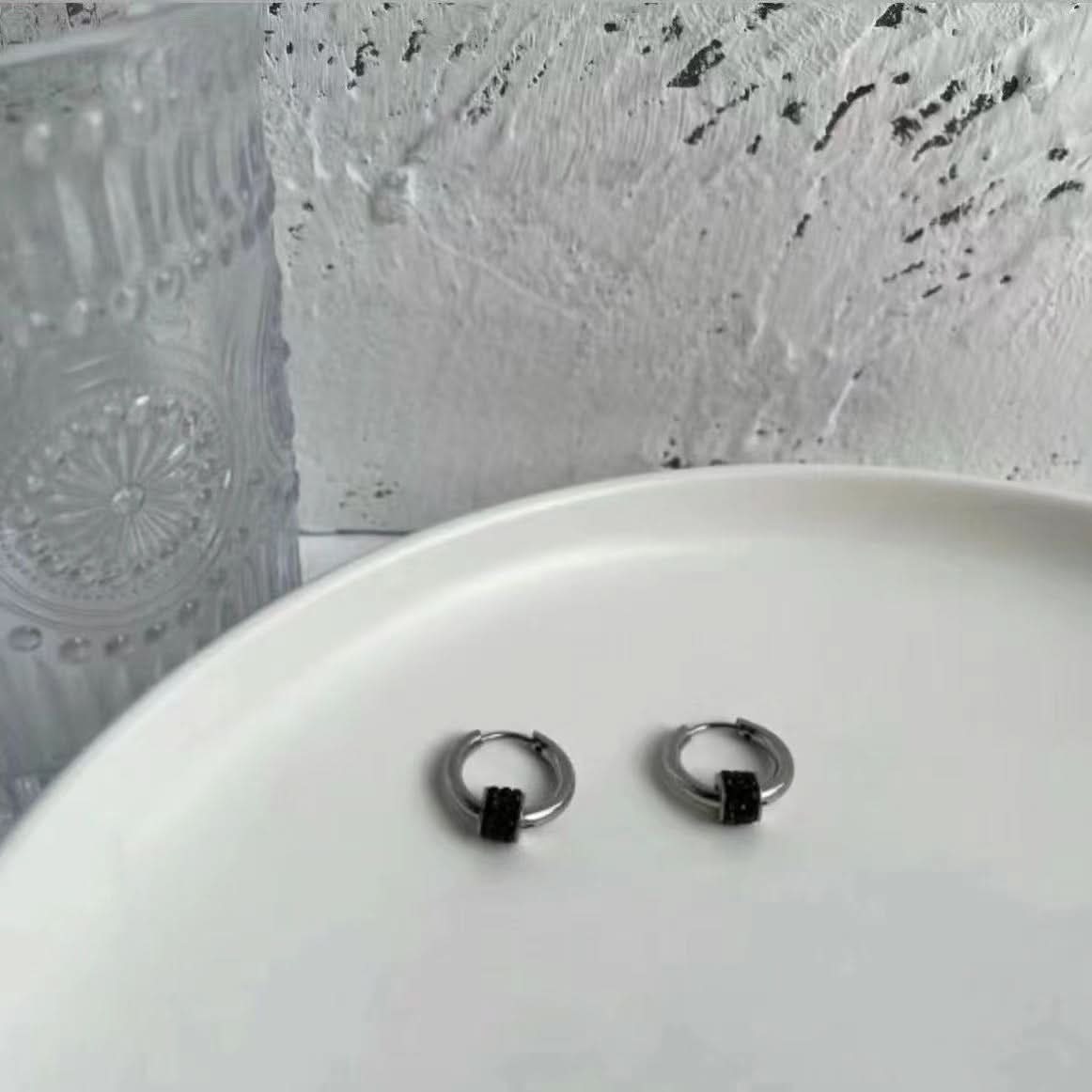 Men’s Trendy Zircon Pendant Earrings – Hypoallergenic Design