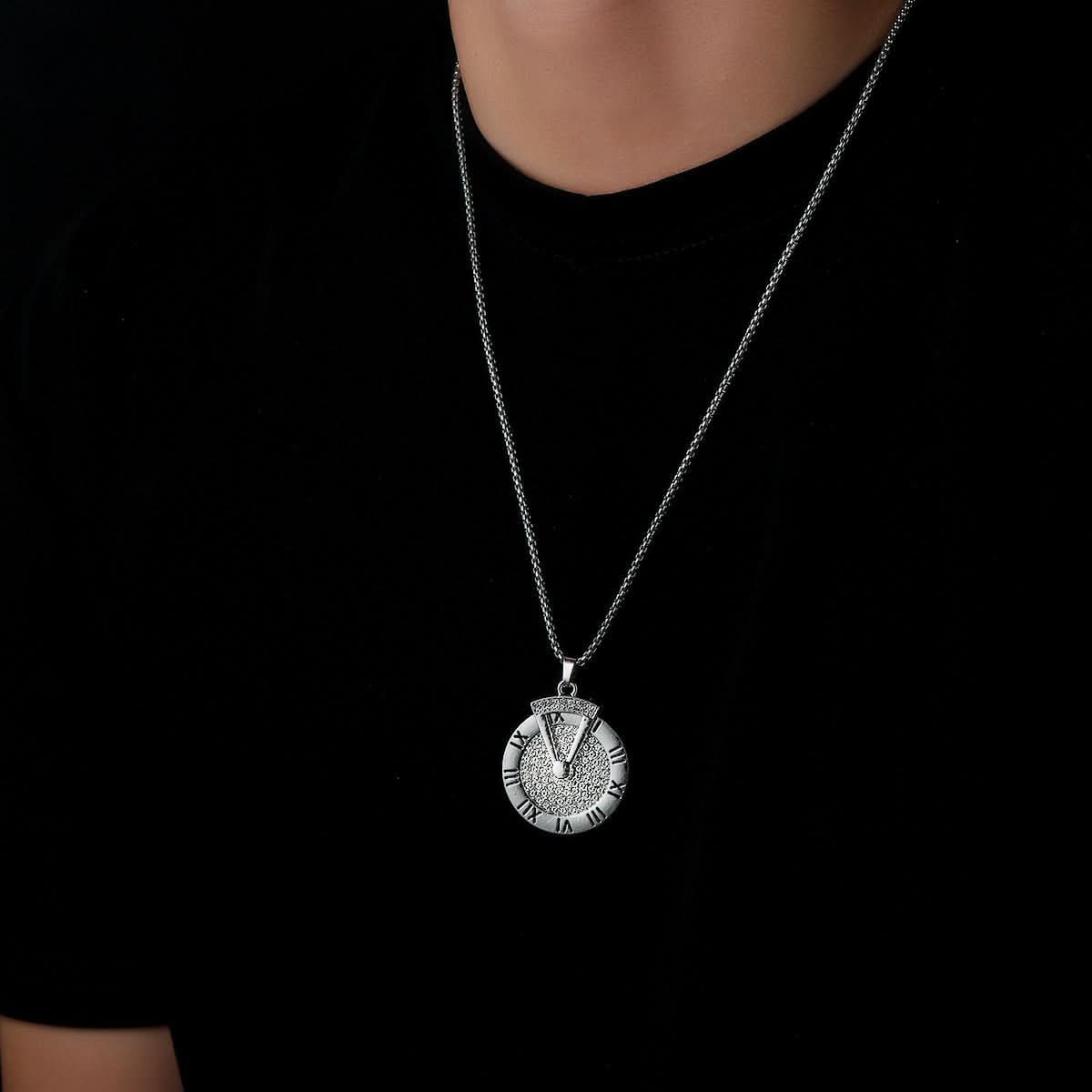 Men's Hip-hop Roman Numeral Necklace – Roulette Pendant