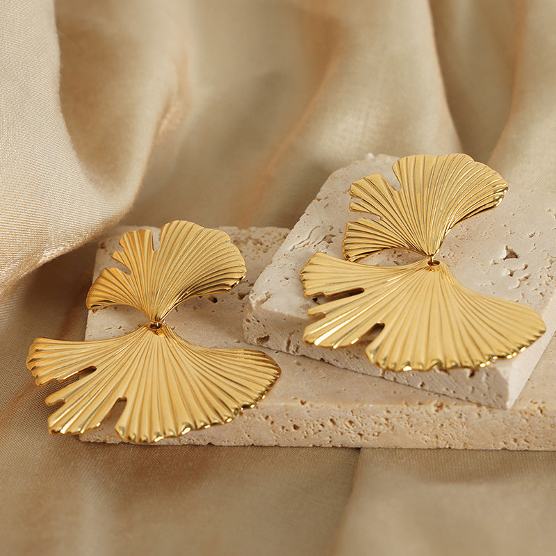 Retro Ginkgo Leaf Earrings for Women – Gold-Plated Titanium Steel, Plant-Inspired Jewelry