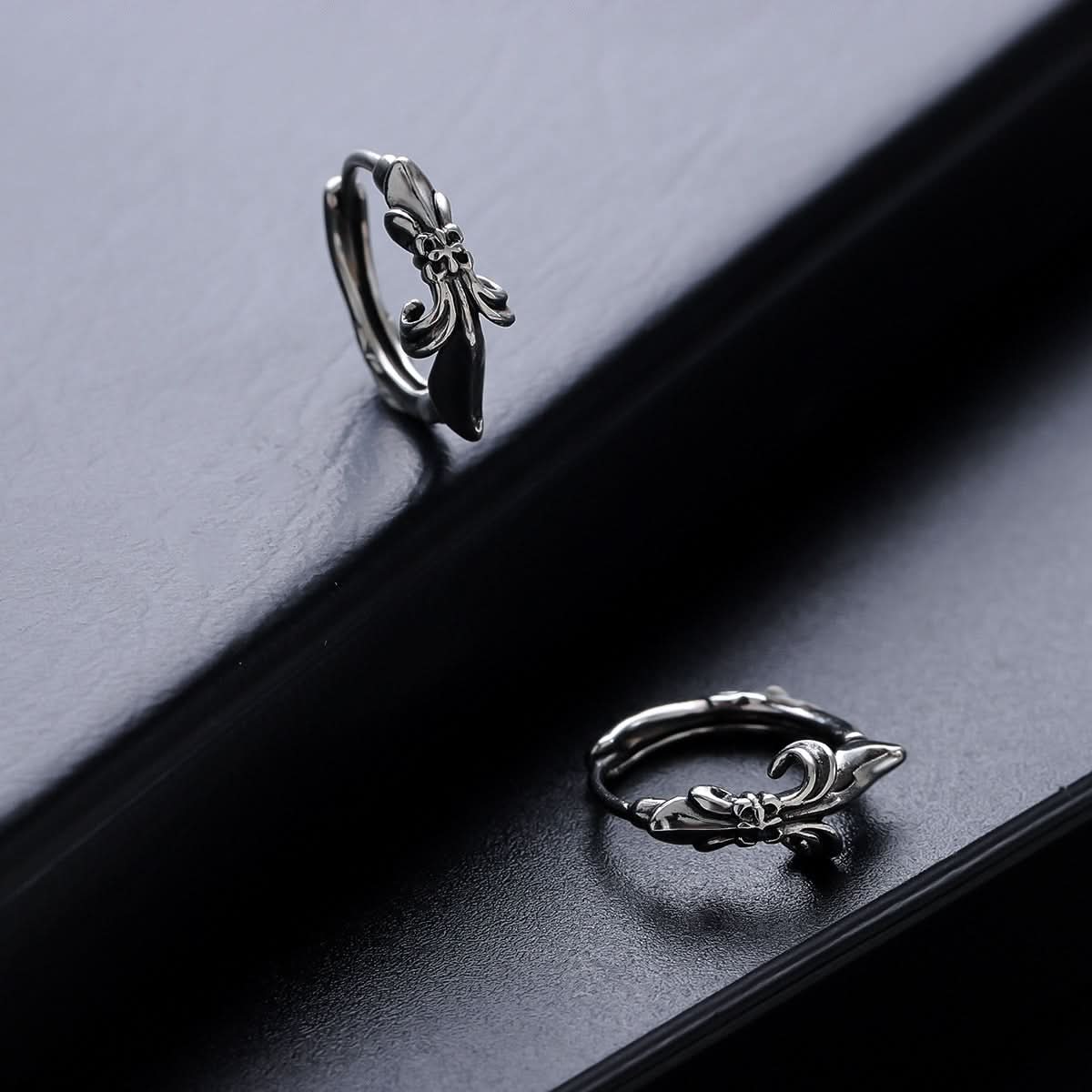Men’s Cross Flower Hoop Earrings – Retro Hip-Hop Style