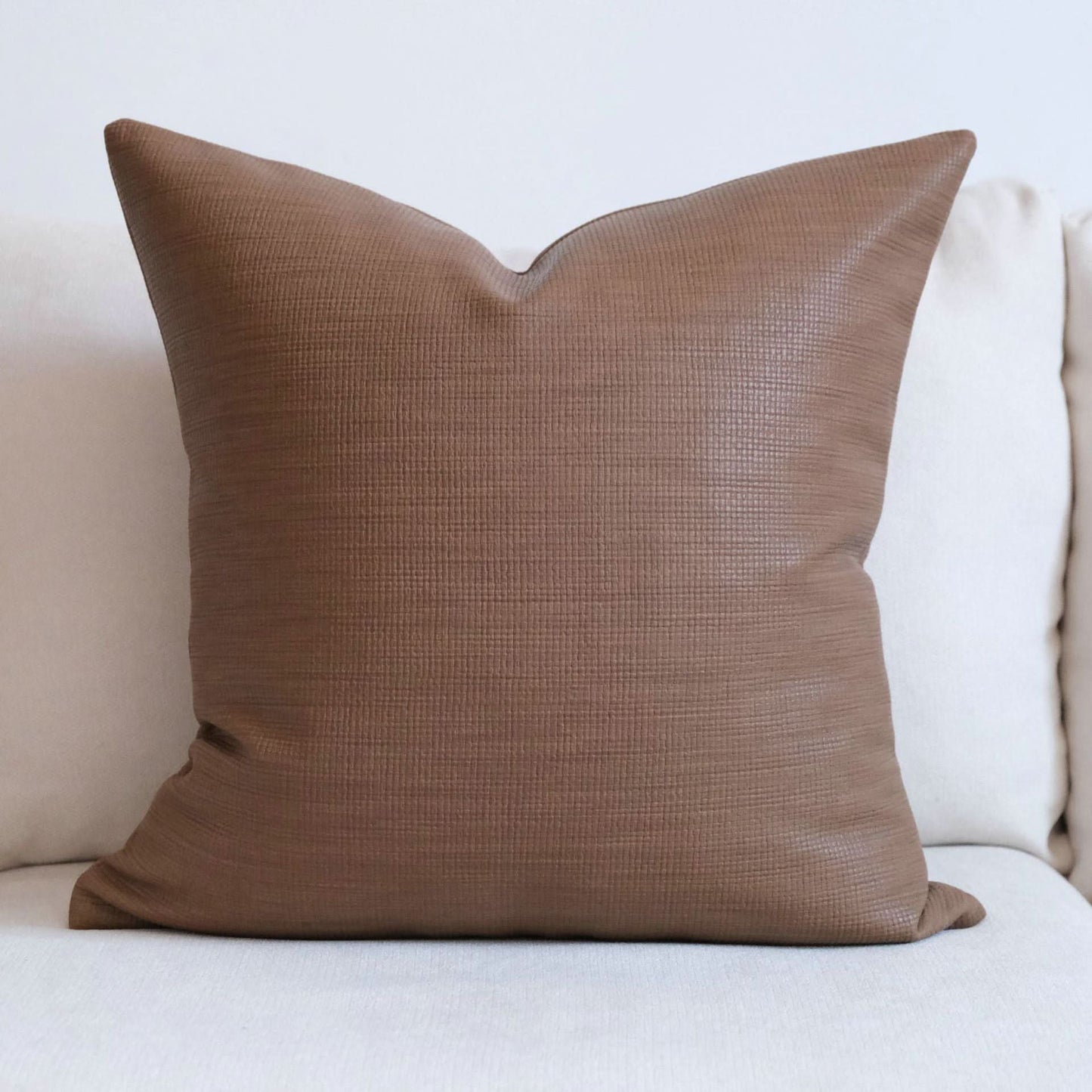 Light Luxury Woven PU Leather Pillow - Modern & Simple
