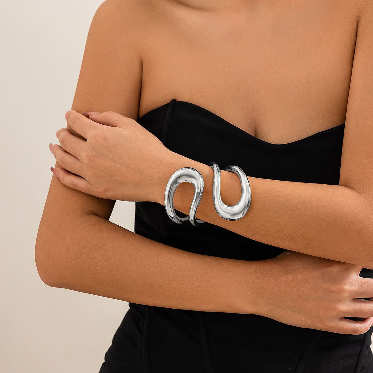 American U-Shaped Twisted Chain Choker Necklace & Bracelet For Women