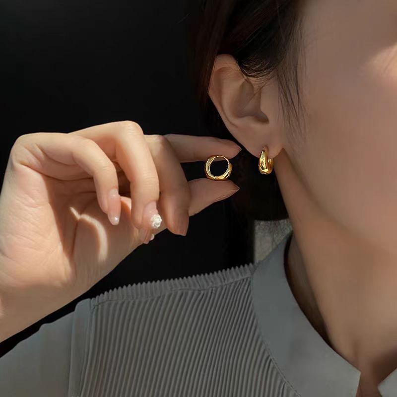 Retro Teardrop Earrings for Women – Gold Titanium Steel French Style Jewelry