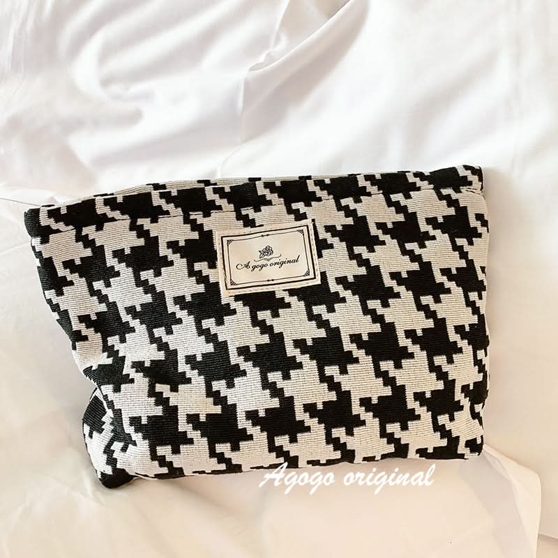 Travel Cosmetic Bag – Waterproof, Handheld Makeup Pouch