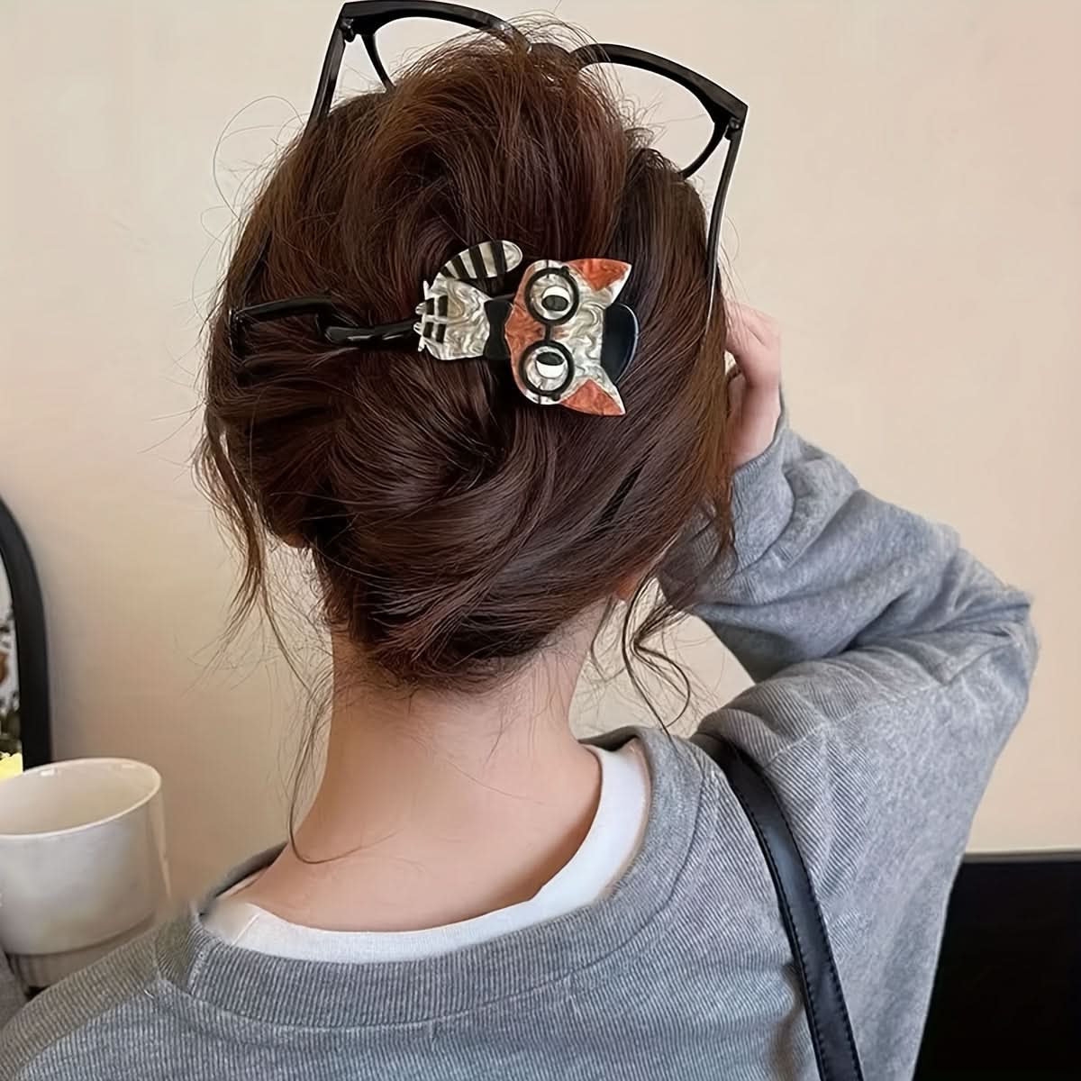 4pcs Cute Cartoon Cat Acrylic Hair Clips for Women & Girls