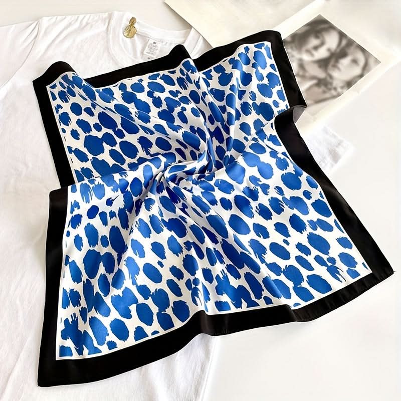 Elegant Blue Leopard Print Scarf – Lightweight Polyester