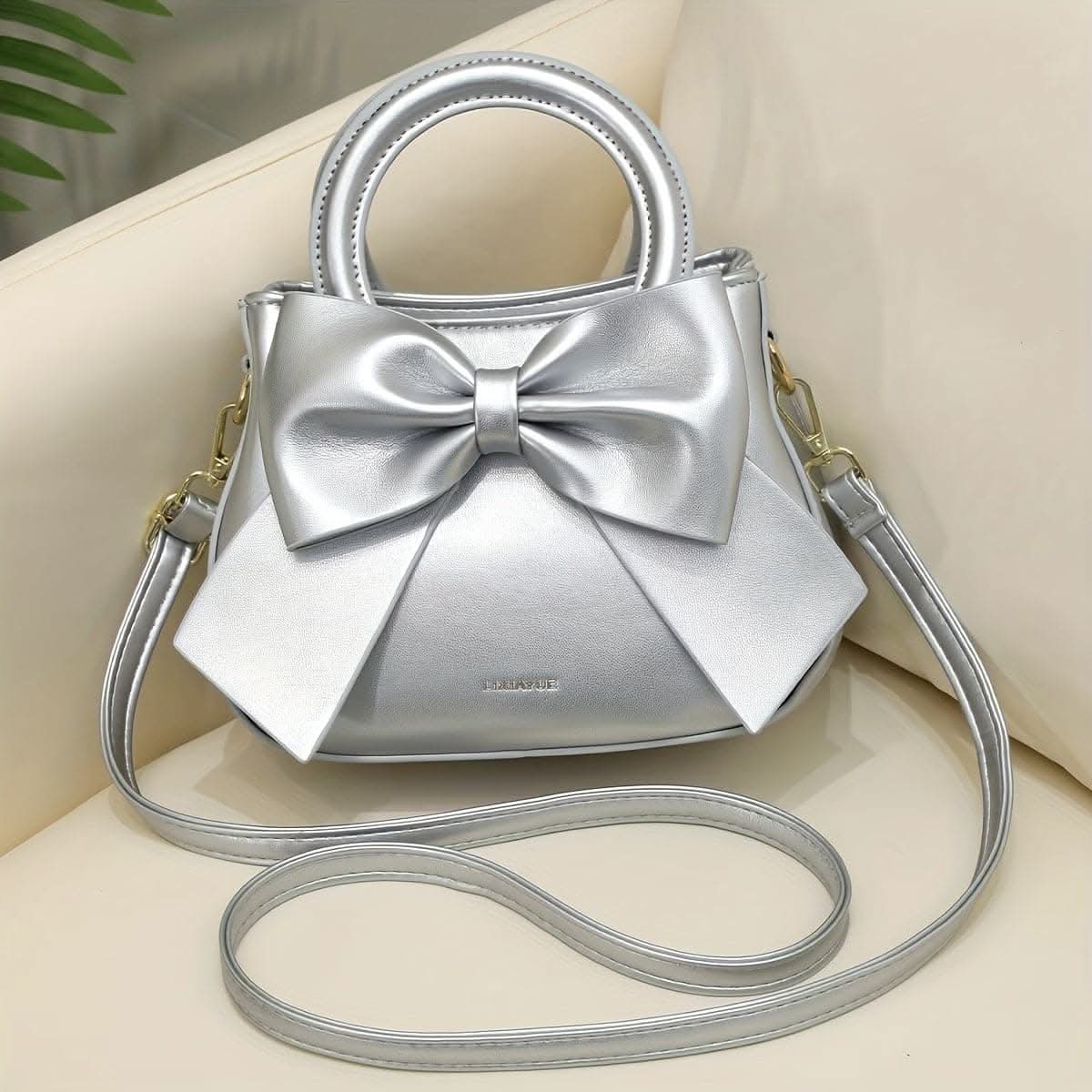 Stylish Faux Leather Crossbody Bag - Fashionable Handbag for Women