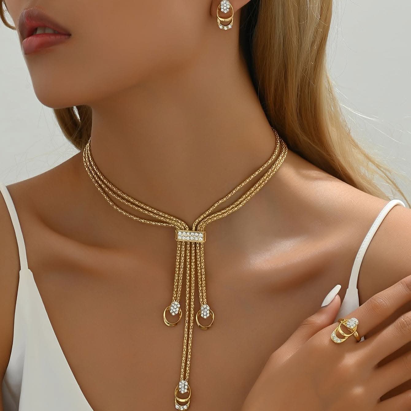 Luxury 4-Piece Jewelry Set – Gold Plated with Rhinestones