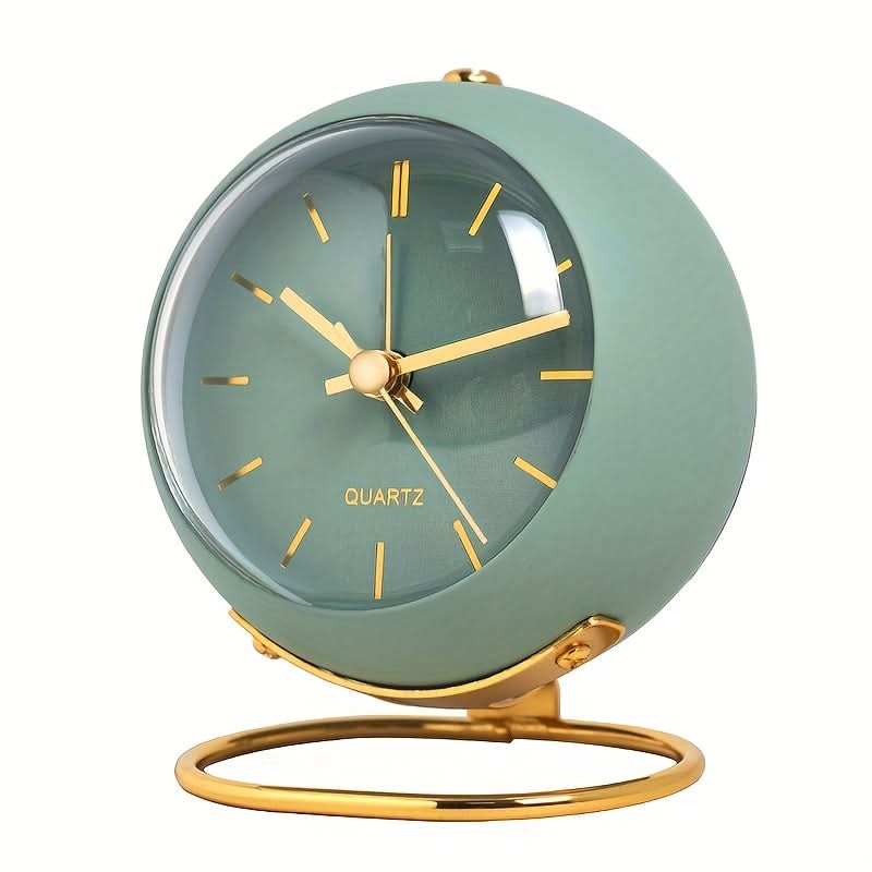 Silent Nordic Desk Clock – Battery-Operated Metal Alarm Clock