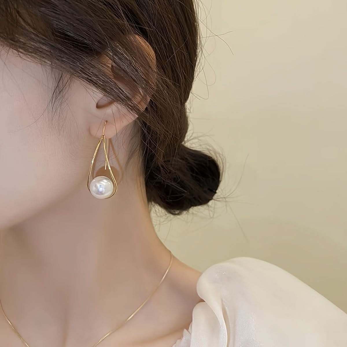 Vintage Copper Pearl Stud Earrings - with Imitation Pearl