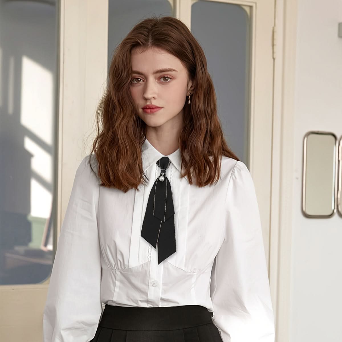 Women's Pearl Bowtie Faux Collar Accessory