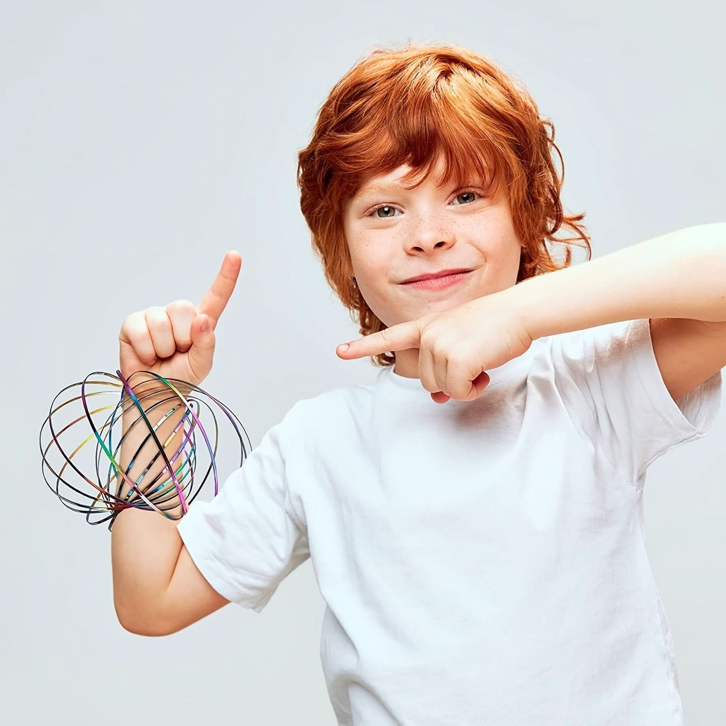3D Kinetic Flow Ring Spinner Toy - Metal Infinity Loop Bracelet for Kids