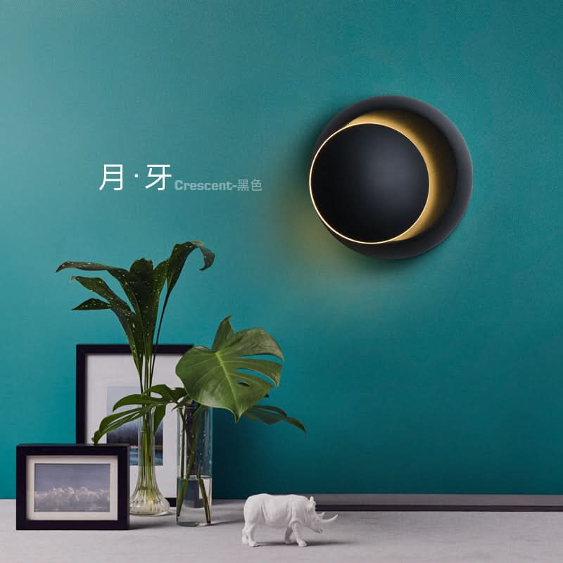 Modern LED Crescent Wall Lamp