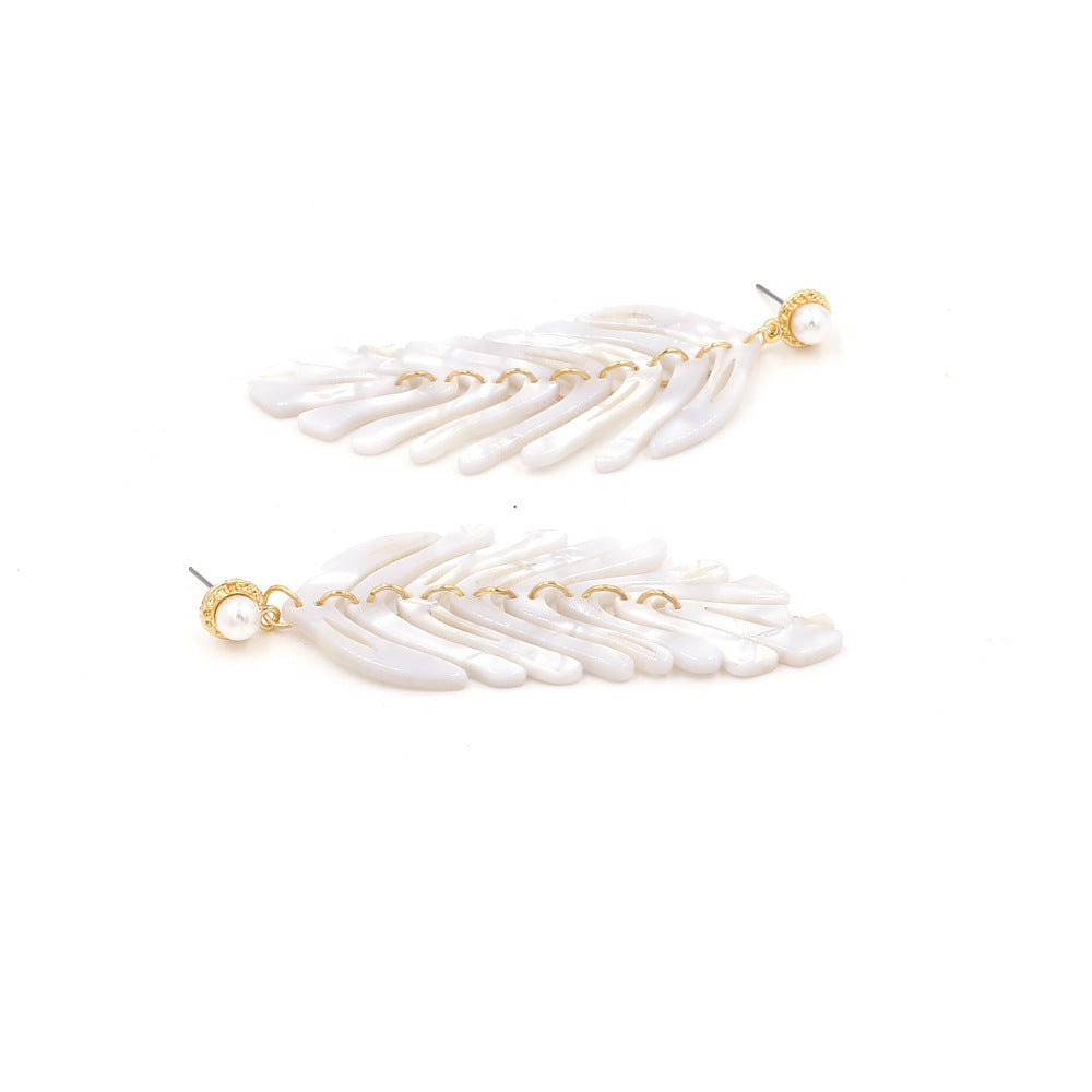 Acrylic Leaf Tassel Earrings for Women – Stylish Floral Statement Jewelry