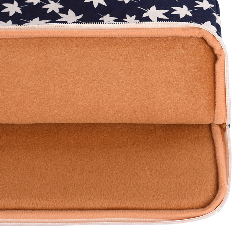White Maple Leaf Laptop Sleeve – Canvas Shock-Resistant Case for 11–15 Inch Laptops
