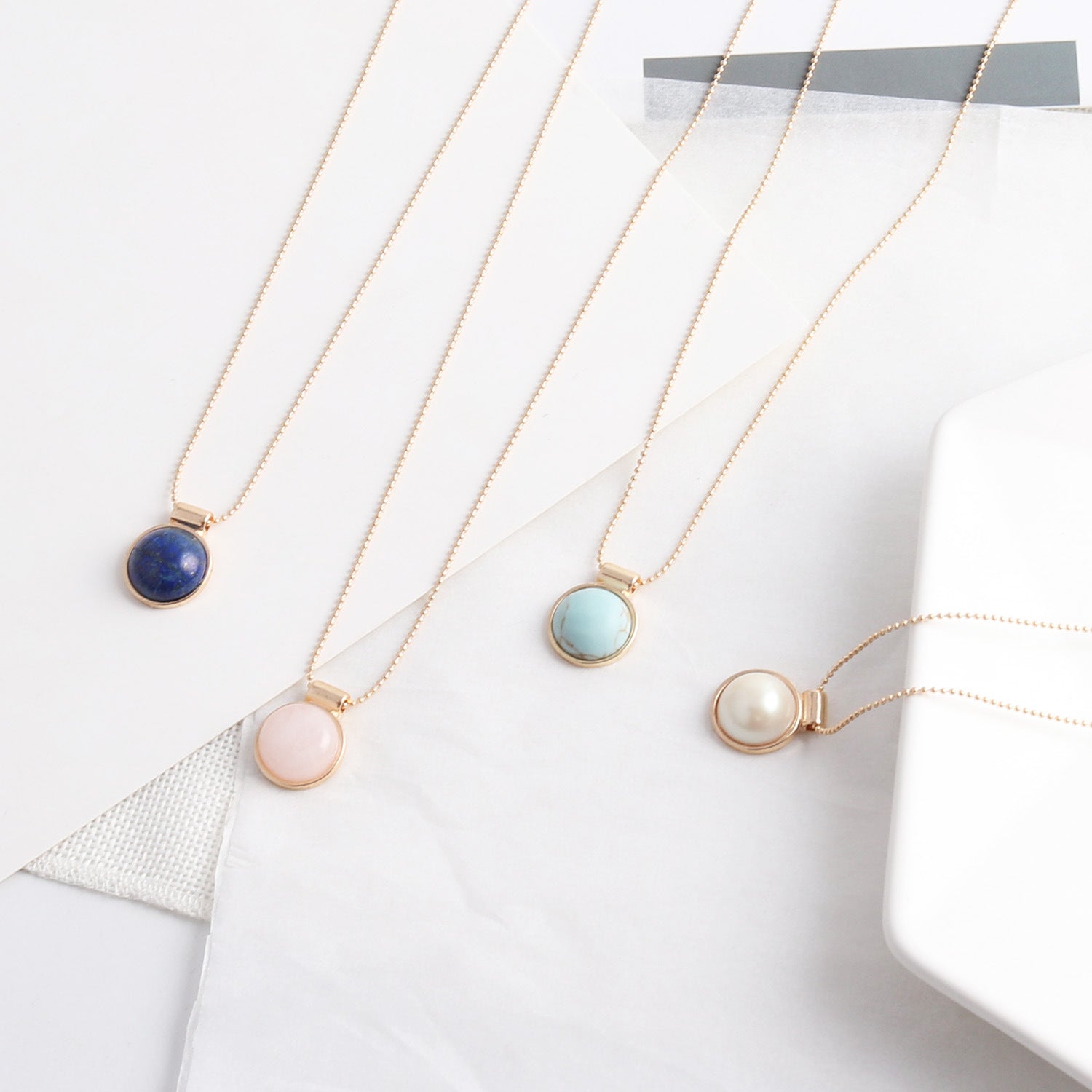 Natural Stone Pendant Necklace – Elegant Round Alloy Beaded Chain for Women