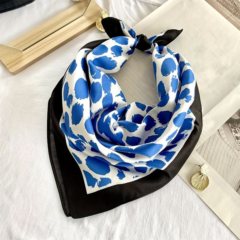 Elegant Blue Leopard Print Scarf – Lightweight Polyester