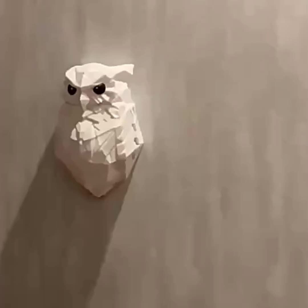 Eagle & Owl LED Wall Lamp - Battery-Powered Decorative Night Light