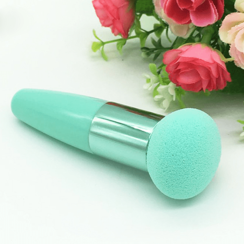 Ergonomic Foundation Makeup Sponge with Handle