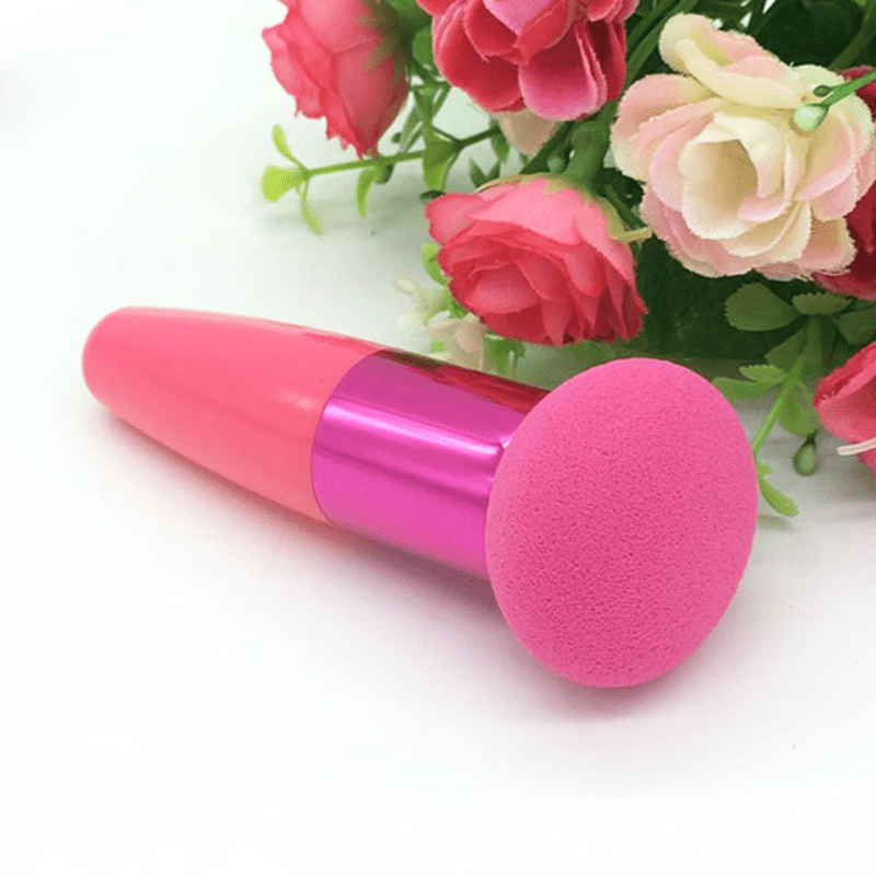 Ergonomic Foundation Makeup Sponge with Handle
