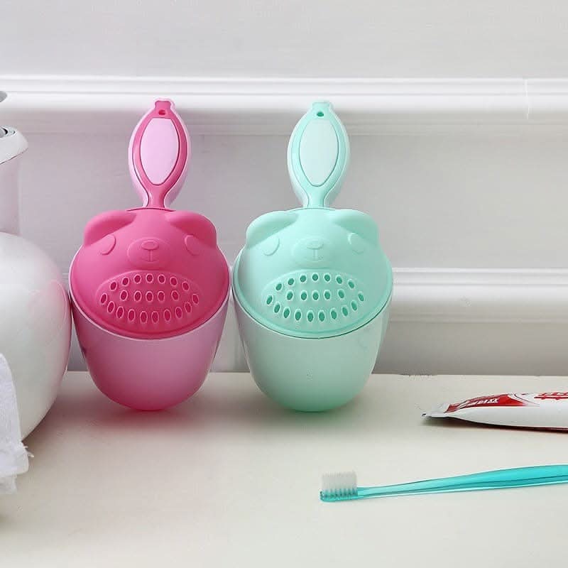 Gentle Eye Guard Baby Shampoo Rinse Cup – Safe and Hassle-Free