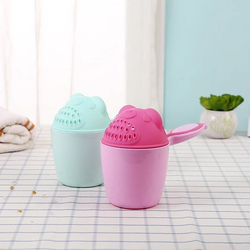 Gentle Eye Guard Baby Shampoo Rinse Cup – Safe and Hassle-Free