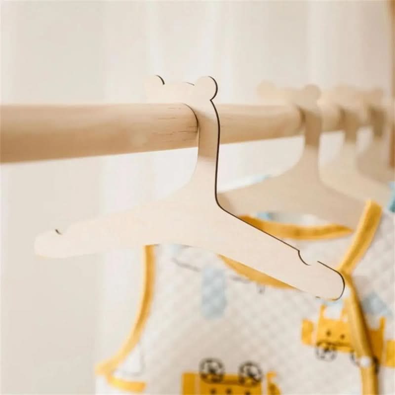 10-Pack Wooden Hangers – Durable & Decorative