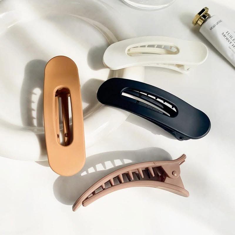 4pcs Stylish Solid Color Hair Clips – Elegant Hairdressing Accessories