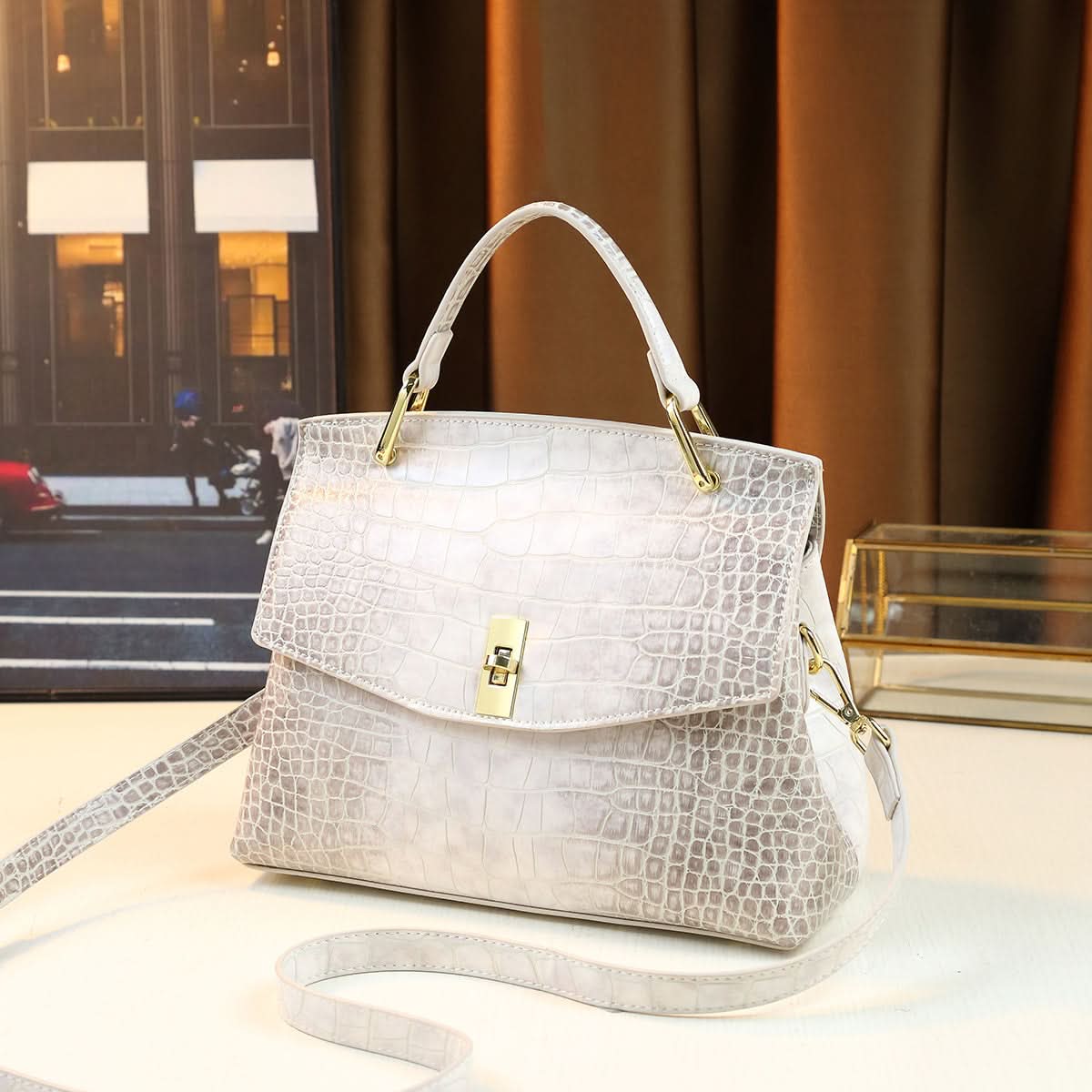 Gradient Crocodile Pattern Tote Bag – Luxurious PU Handbag