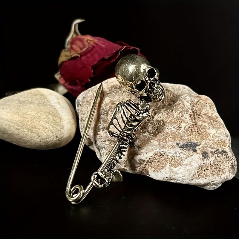 Vintage Gothic Skull Head Brooch Pin