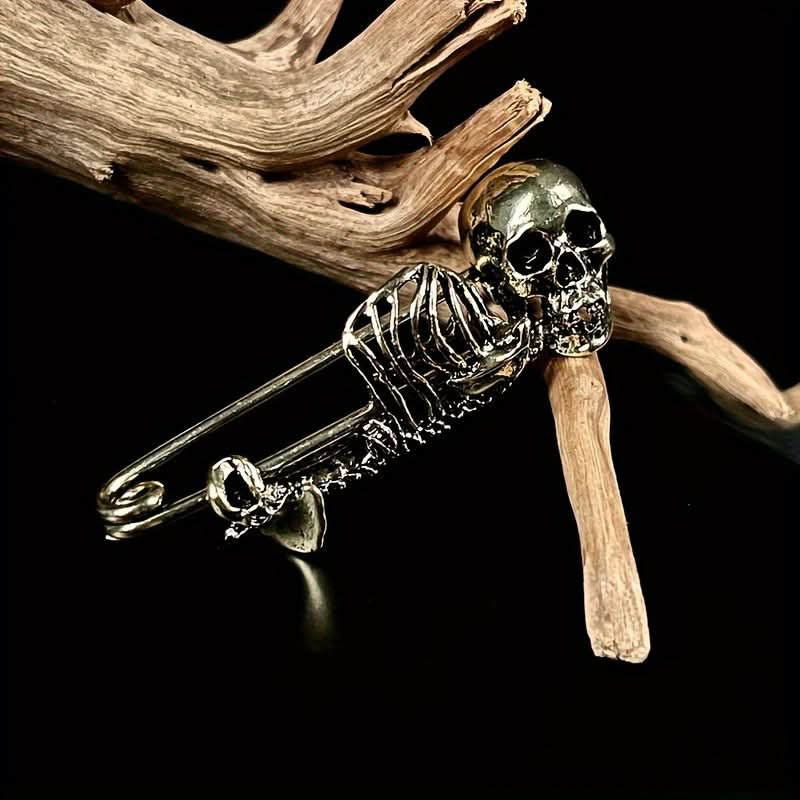 Vintage Gothic Skull Head Brooch Pin