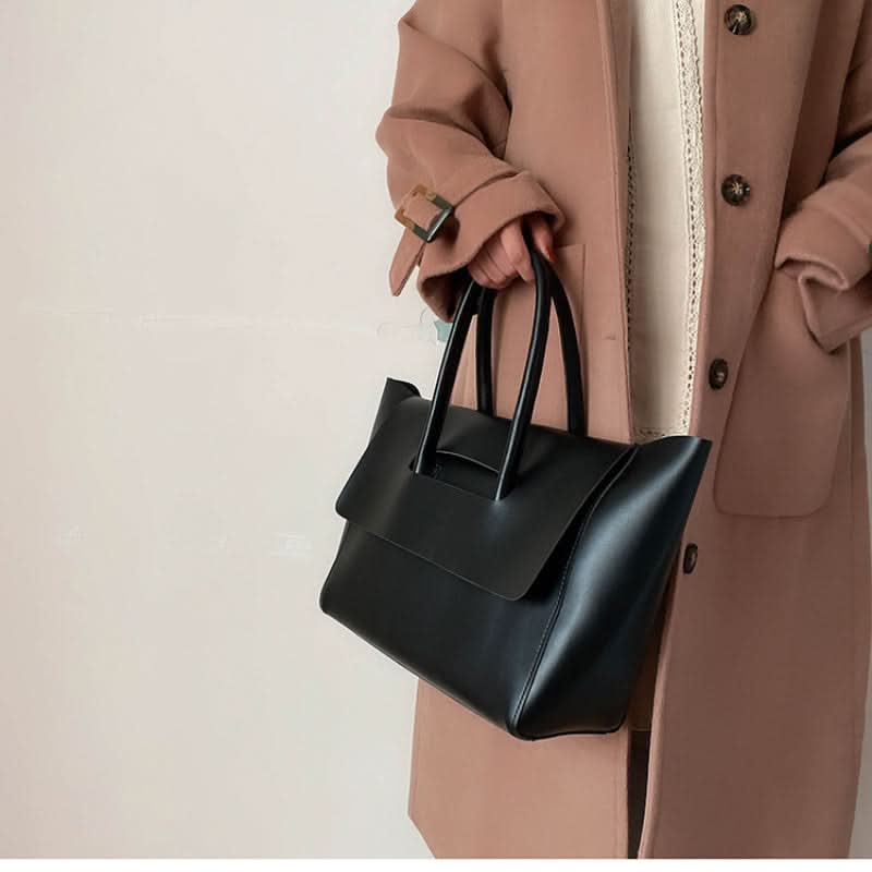 Chic Vintage-Inspired Large Tote Handbag
