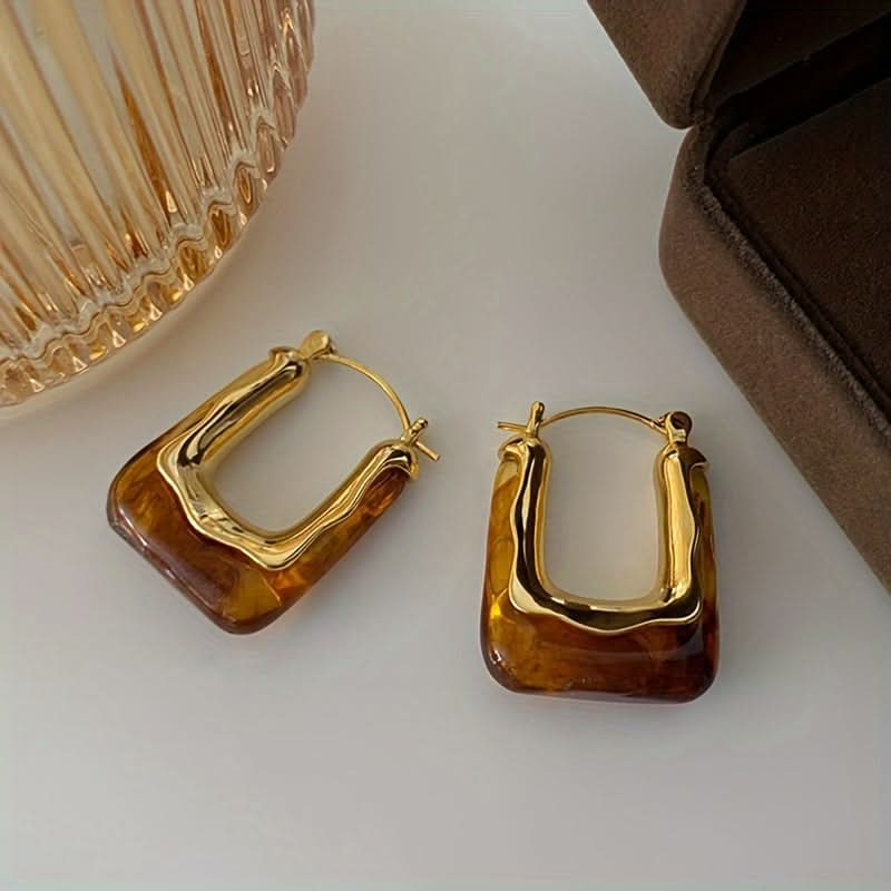 Vintage U-Shaped Gold Hoop Earrings Set
