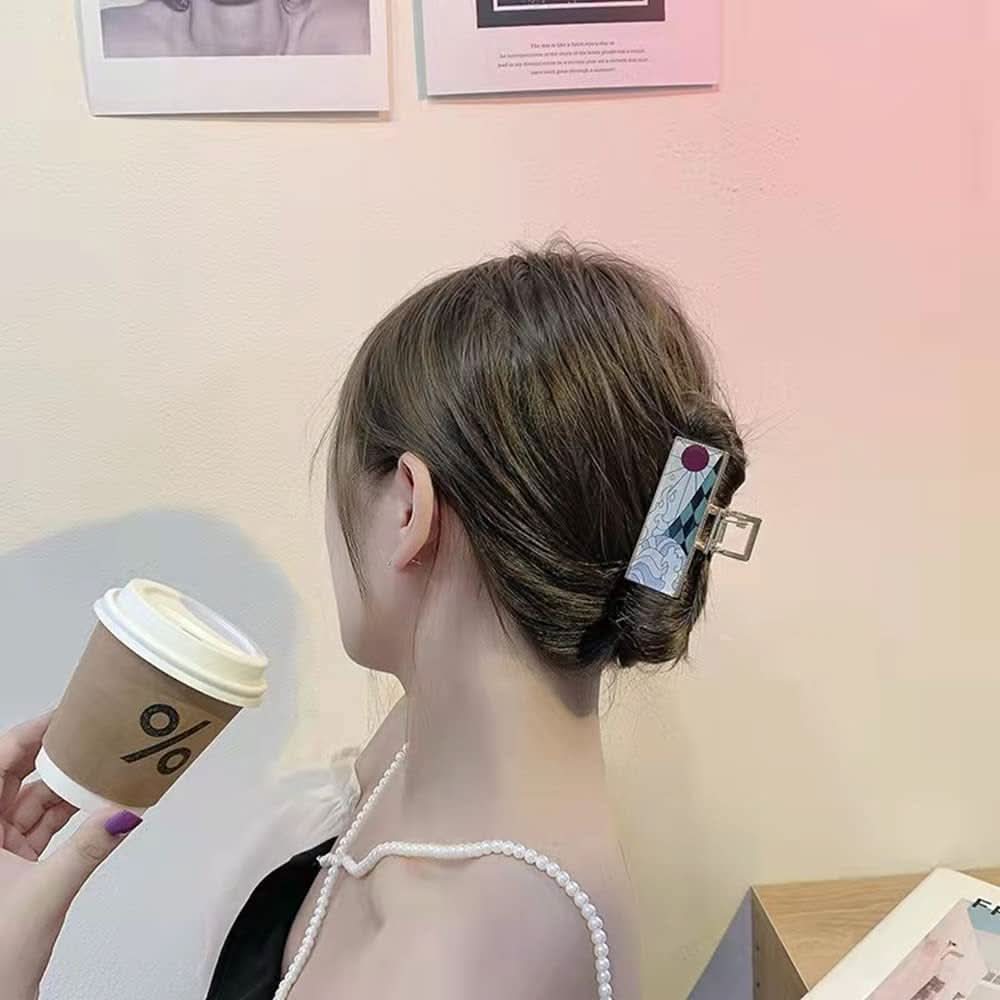 Elegant Matte Alloy Hair Claw Clip for Women