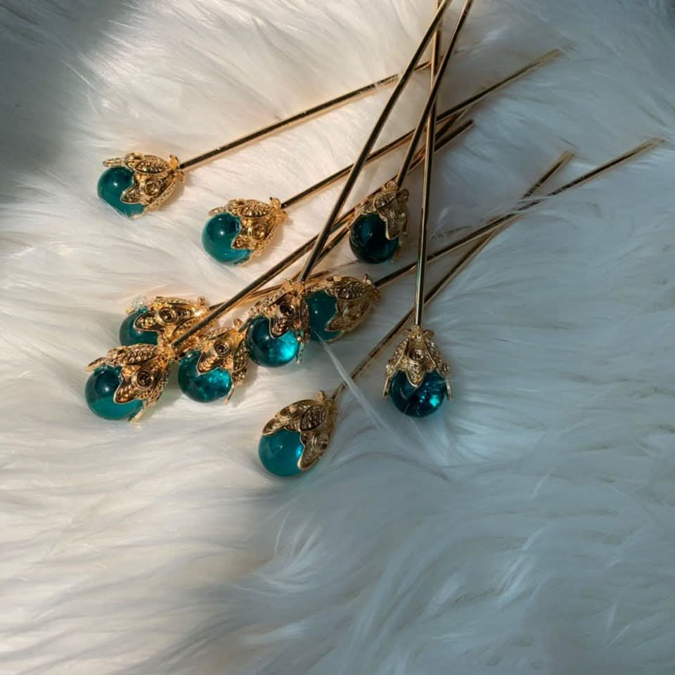 Ocean-Inspired Faux Pearl Crystal Hairpin