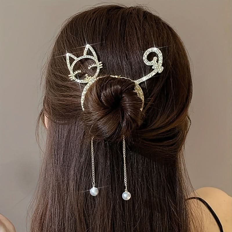Elegant Rhinestone Cat Tassel Hair Clip