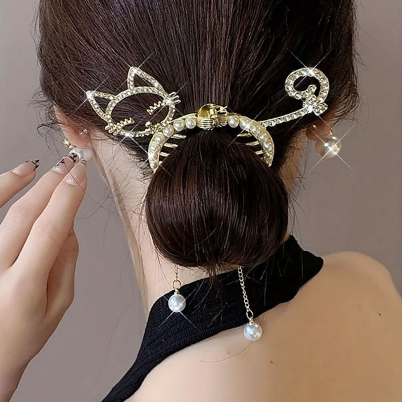 Elegant Rhinestone Cat Tassel Hair Clip