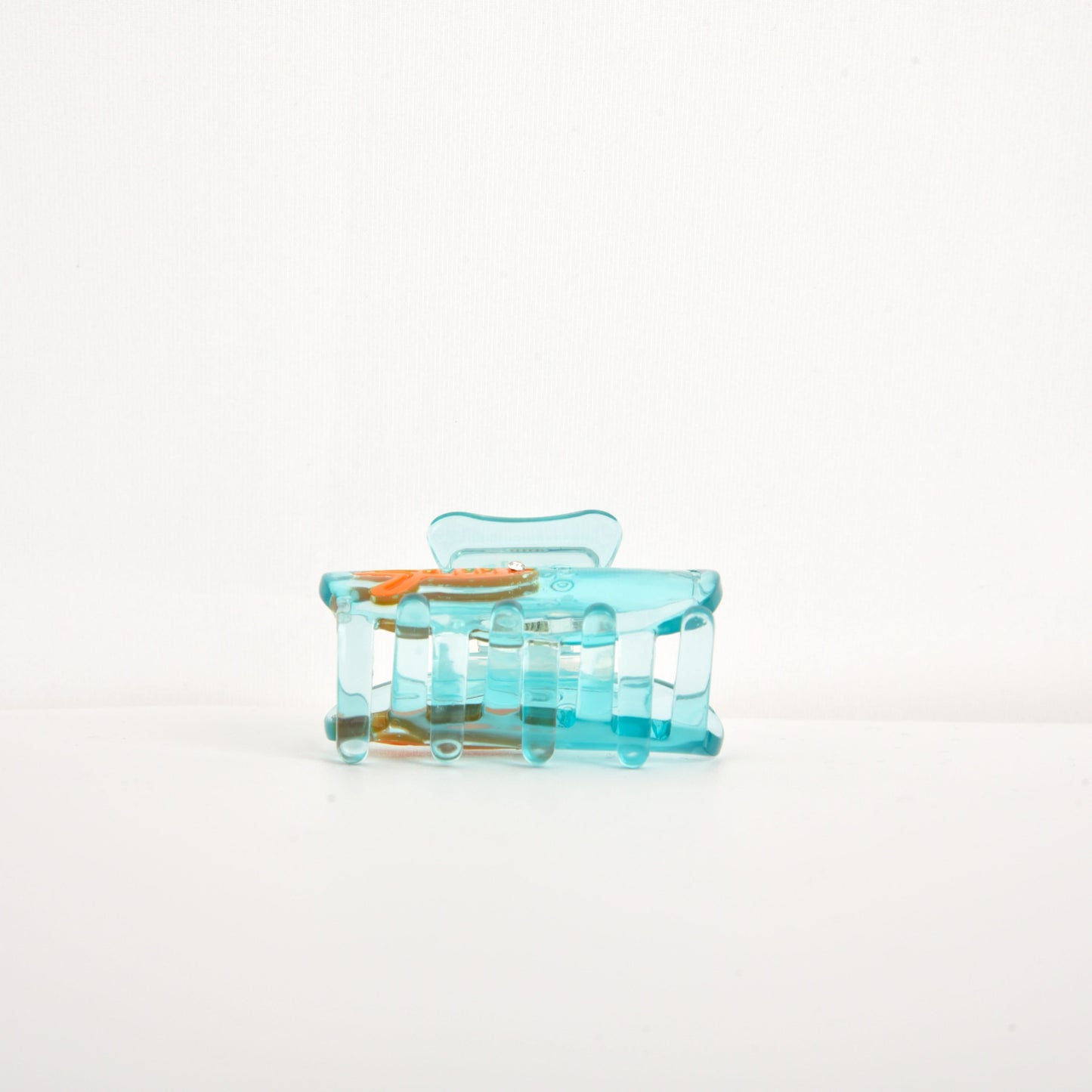 Transparent Fish Tank Acetic Acid Hair Claw