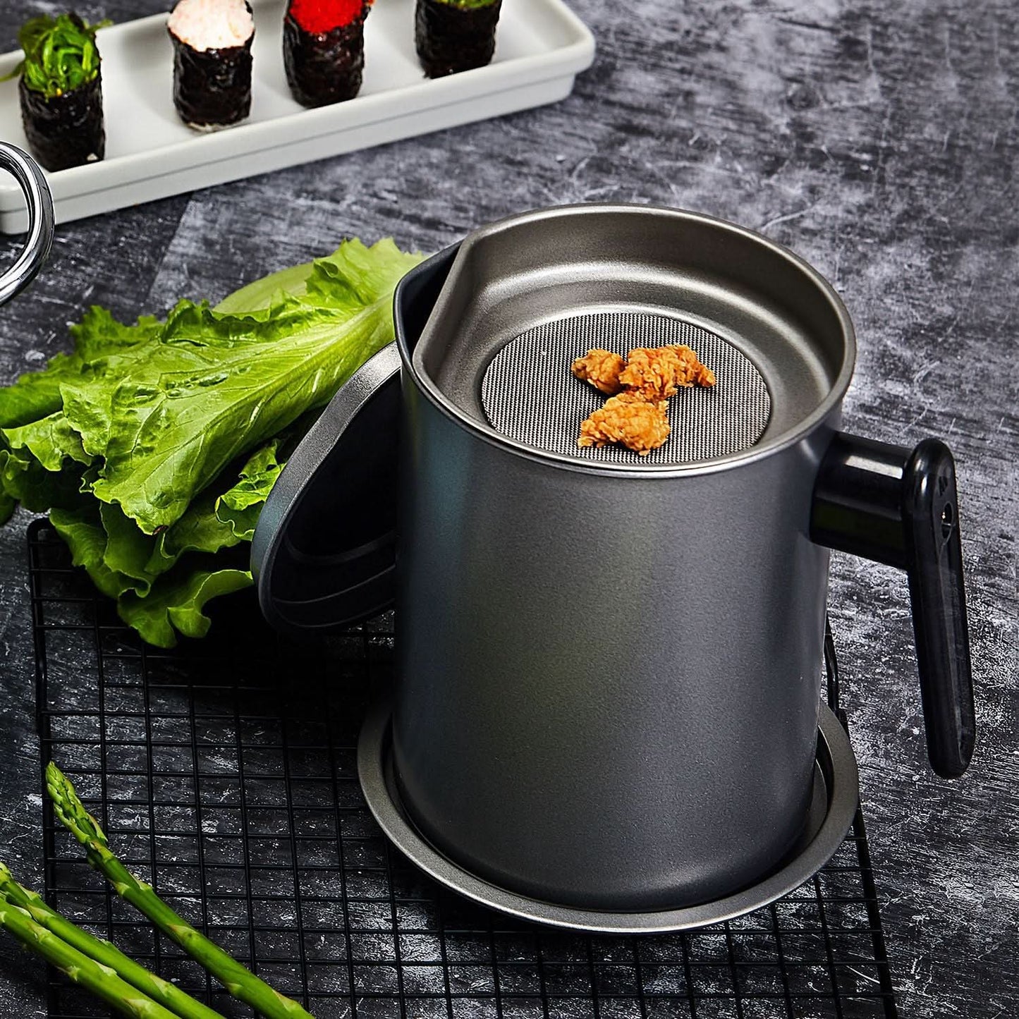 Japanese Oil Pot – Fine Iron 1.4L Oil Filter & Storage Bottle