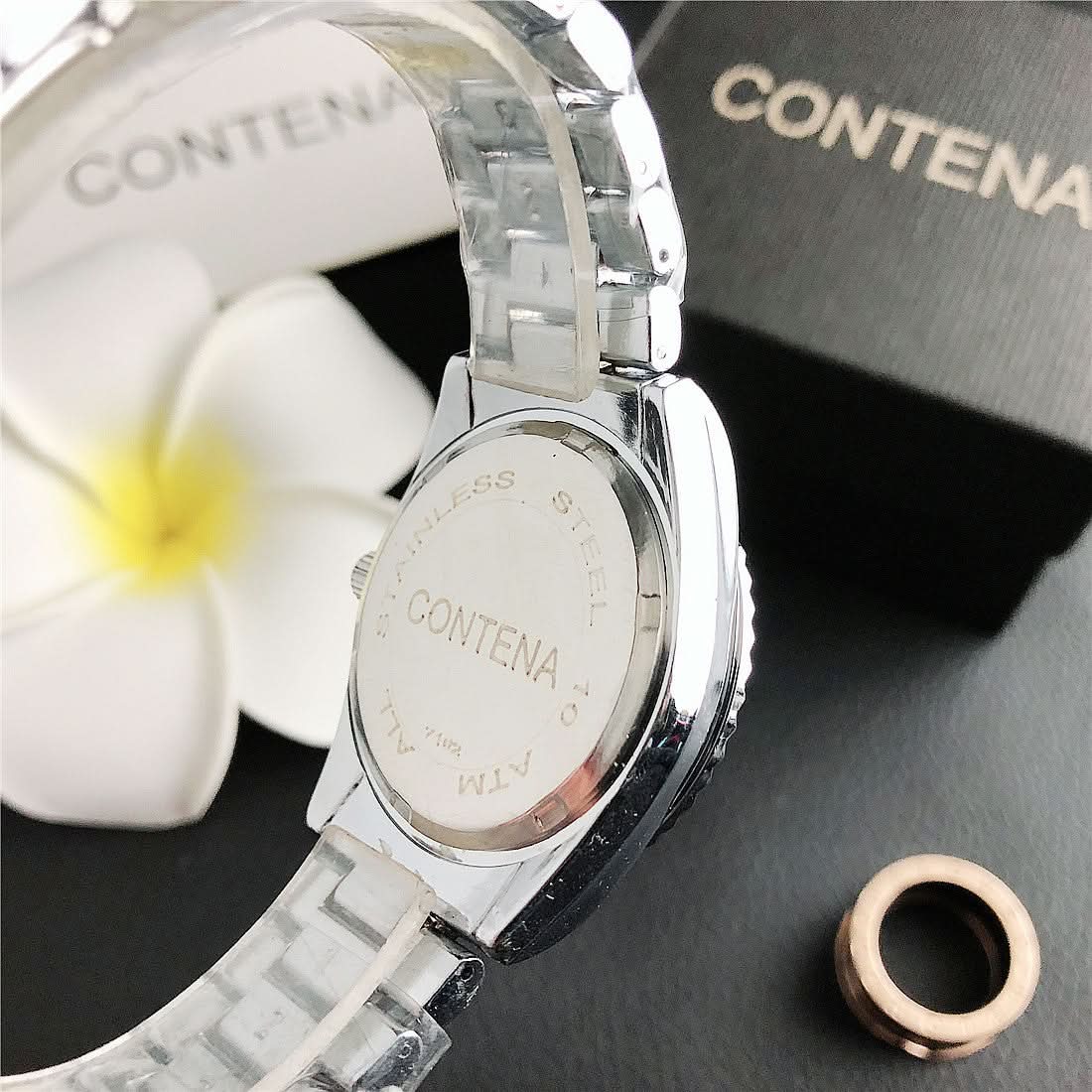 Men’s Fashion Quartz Watch with Calendar – Sleek Alloy Dial