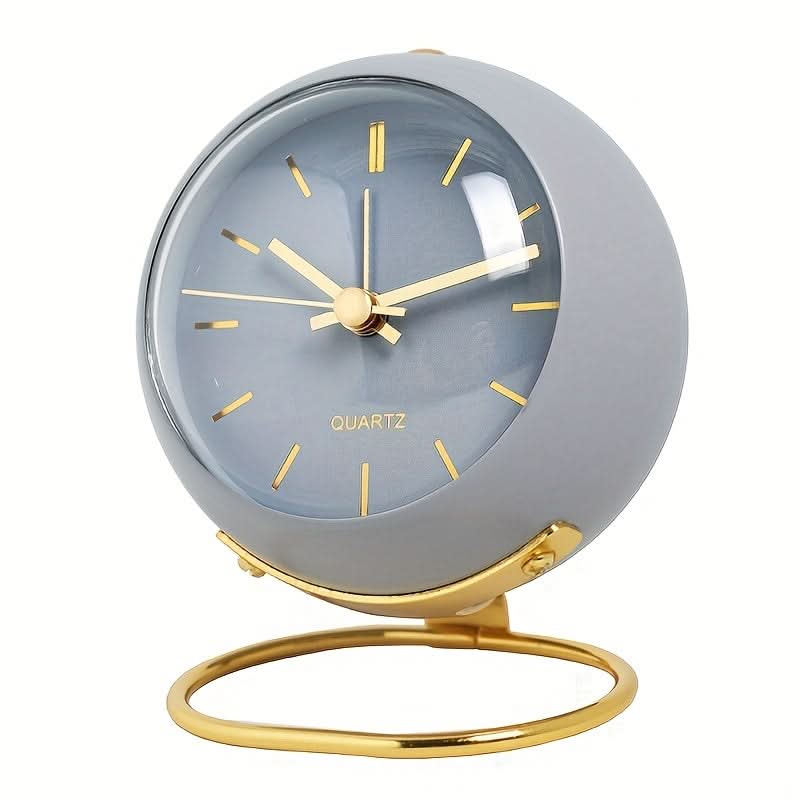 Silent Nordic Desk Clock – Battery-Operated Metal Alarm Clock
