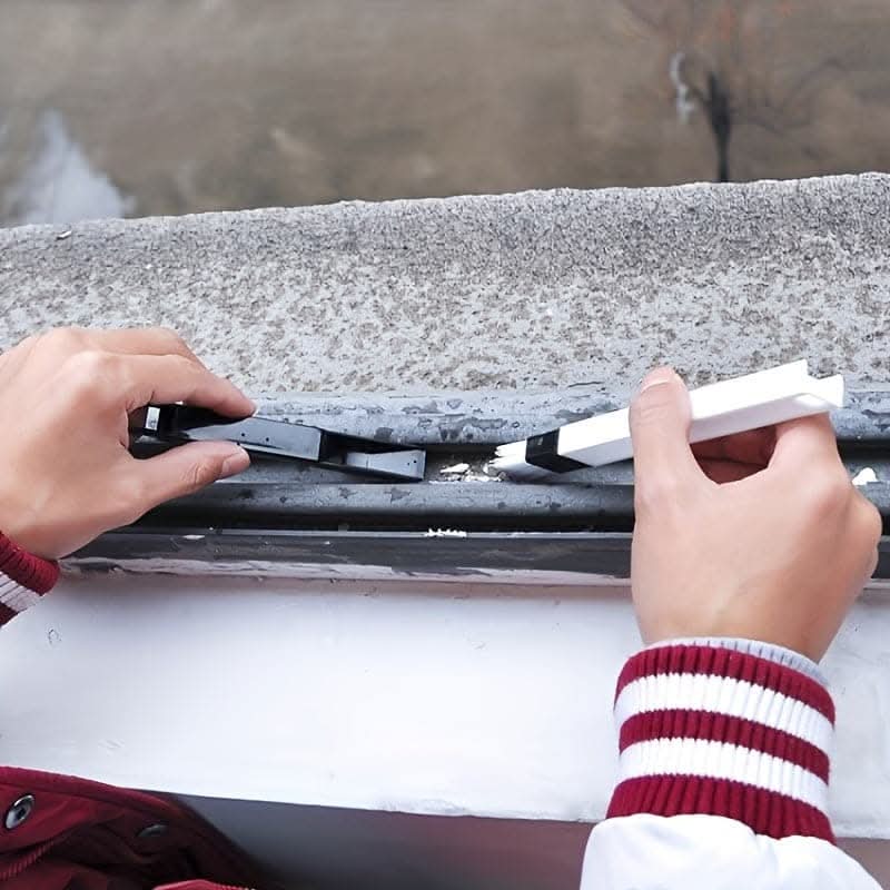 Efficient All-in-One Cleaning Brush - For Windows, Keyboards, & Appliances