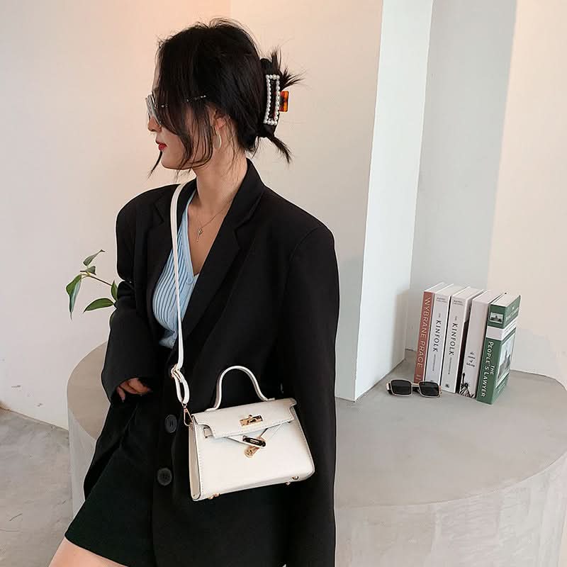 Simple Casual Retro Handbag - Versatile Shoulder Bag for Women