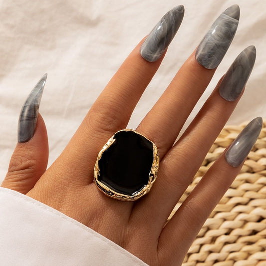 Irregular Gold Alloy Statement Ring for Women – Retro Geometric Drip Design Jewelry
