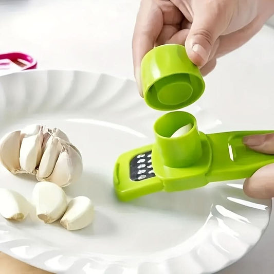 Garlic Press & Grinder – Compact Green Crusher for Mincing